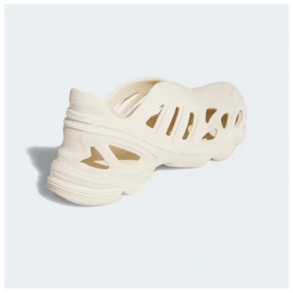 adidas Adifom Supernova Shoes in Wonder White